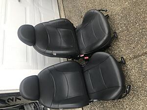 2005 Mini Cooper S leather heated seats-3c642801-8356-4350-b2b5-f7cfbfee47d6.jpeg