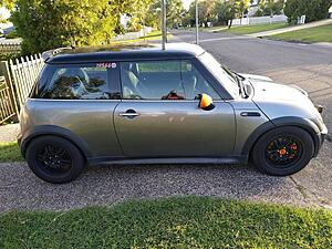 Australia 2004 Mini Cooper S-2egbuhbl.jpg