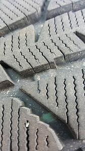 IL: Bridgestone Blizzak's - Cheap 195/55/16-vzbaxvi.jpg