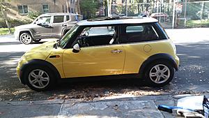 2006 Mini Cooper Hatchback 2dr -- ONLY 32K Miles!!!-20170923_091135.jpg