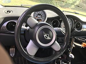 2005 Mini Cooper S-059.jpg