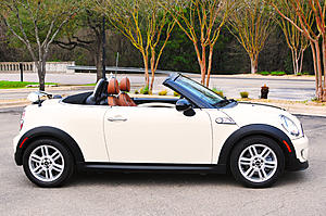 2013 MINI Cooper S Roadster-7-passenger-side.jpg
