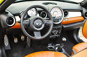 2013 MINI Cooper S Roadster-12-wheel.jpg