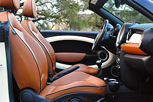 2013 MINI Cooper S Roadster-14-passenger-door-open.jpg