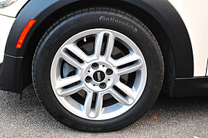 2013 MINI Cooper S Roadster-22-driver-front-tire.jpg