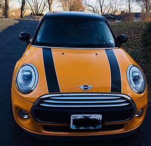 2015 MINI 4-door CVT with Cold Weather, Premium Pkgs-front.jpg