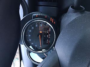 2015 MINI 4-door CVT with Cold Weather, Premium Pkgs-spedo.jpg