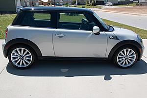 MINI Cooper S Camden Edition (50 Year Anniversary)-mini-29-of-30-.jpg