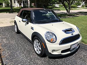 2010 R57 Pepper White, brown convertible top - Chicago area-img_1307.jpg