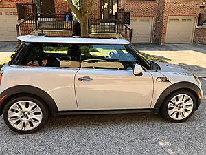 2010 MINI Cooper S Coupe Camden Edition - TORONTO-img_1070.jpg