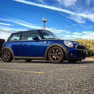 09 Mini Cooper S, Low Miles, Lots of goodies-2.jpg
