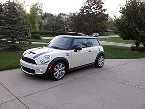 2008 MINI Cooper S Hatch-mem0uel.jpg