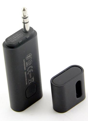 Name:  HTC-Car-StereoClip-Aux-Audio-Bridge-CAR-A100-detail3.jpg
Views: 44
Size:  11.4 KB