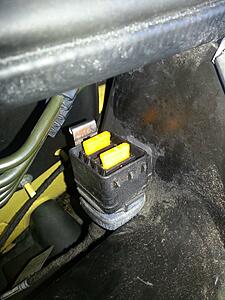 Random fuse in the engine bay and recirculate issue.-dnpvzhx.jpg