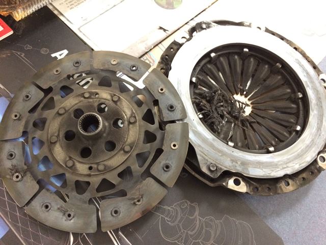 Name:  MINI%20CLUTCH.jpg
Views: 226
Size:  67.2 KB
