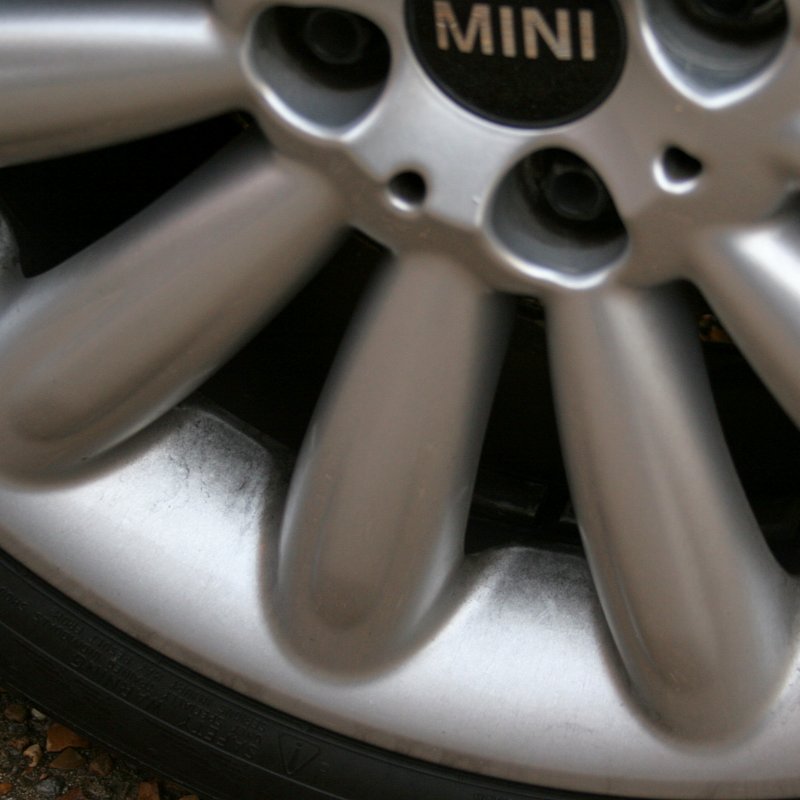 Name:  02RearBrakes_zps3a487401.jpg
Views: 107
Size:  75.5 KB