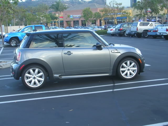 Name:  MiniCooperS012.jpg
Views: 194
Size:  64.5 KB