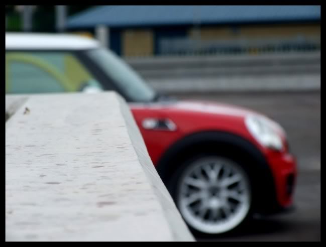 Name:  davinciphotoshoot101800x600640x480.jpg
Views: 126
Size:  23.5 KB