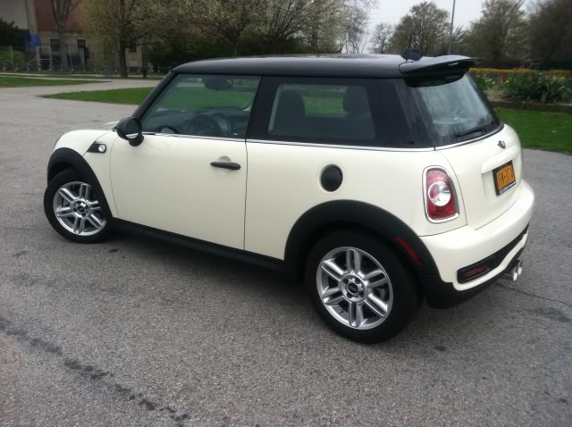 Name:  car1.jpg
Views: 193
Size:  64.0 KB
