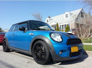 Post pics of your R56 w/ black wheels!-httjhvg.png