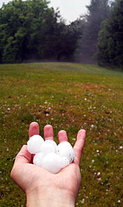 my 2011 MCS getting pounded by hail, video... NO DAMAGE, thank GOD!-qgq8a.jpg
