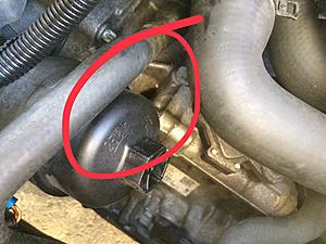 New Pool of Oil Near Vacuum Pump and Filter Housing-img_2080.jpg