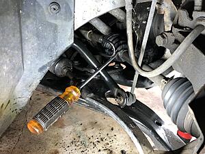 R53 Passenger Axle Replacement-udr5dch.jpg