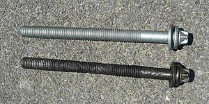 Extremely corroded valve cover screws.-ldjf82s.jpg