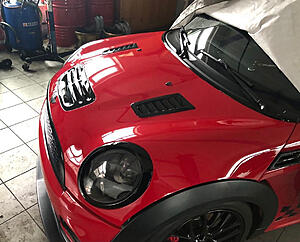 R56 Mini Challenge Hood Scoop-1e98fc_d4907b87d11a4a09af5b662f70973e9b-mv2.jpg