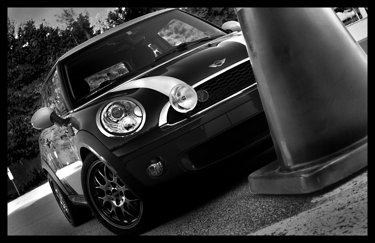 Name:  mini_19_02.jpg
Views: 1291
Size:  437.9 KB